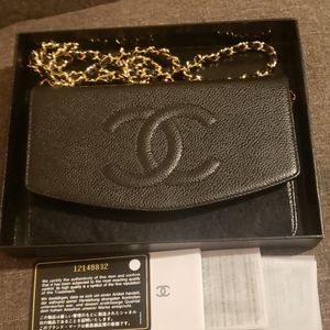 Vintage chanel caviar cross body